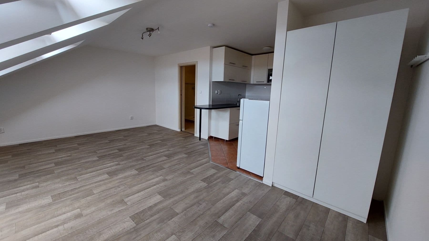 Pronájem bytu 1+kk 42 m², Kotlářská, Brno, Jihomoravský kraj Pronájem bytu 1+kk 42 m², Kotlářská, Brno, Jihomoravský kraj