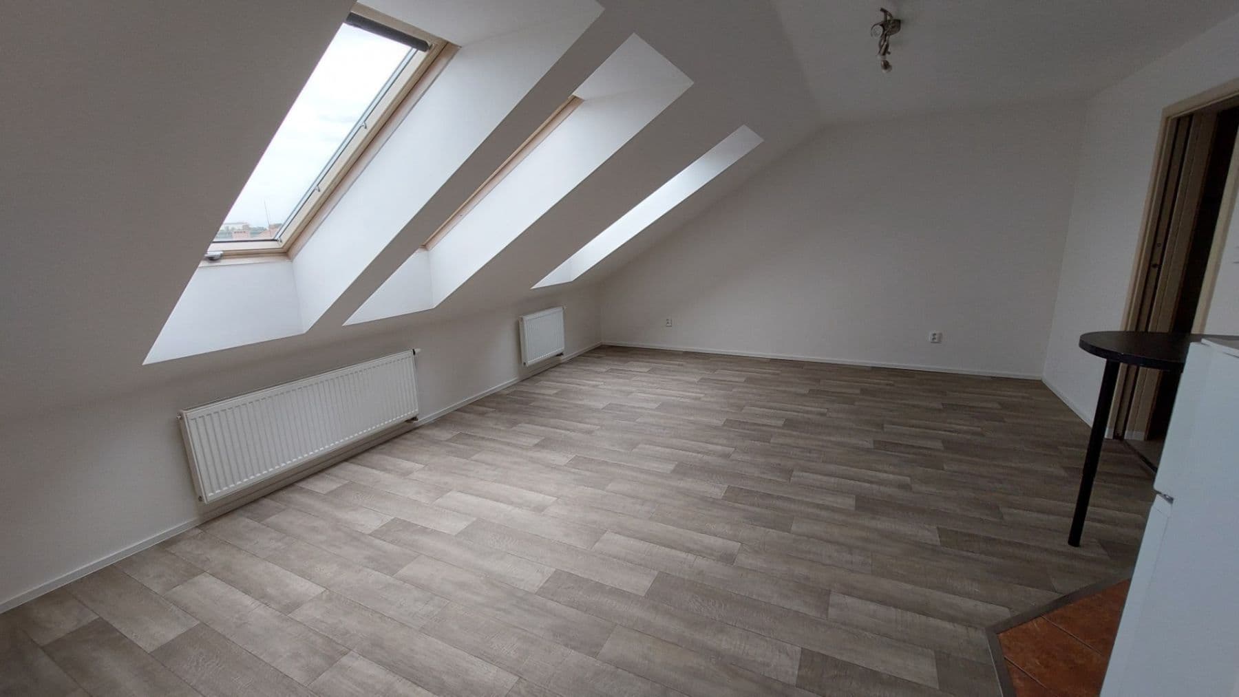 Pronájem bytu 1+kk 42 m², Kotlářská, Brno, Jihomoravský kraj Pronájem bytu 1+kk 42 m², Kotlářská, Brno, Jihomoravský kraj