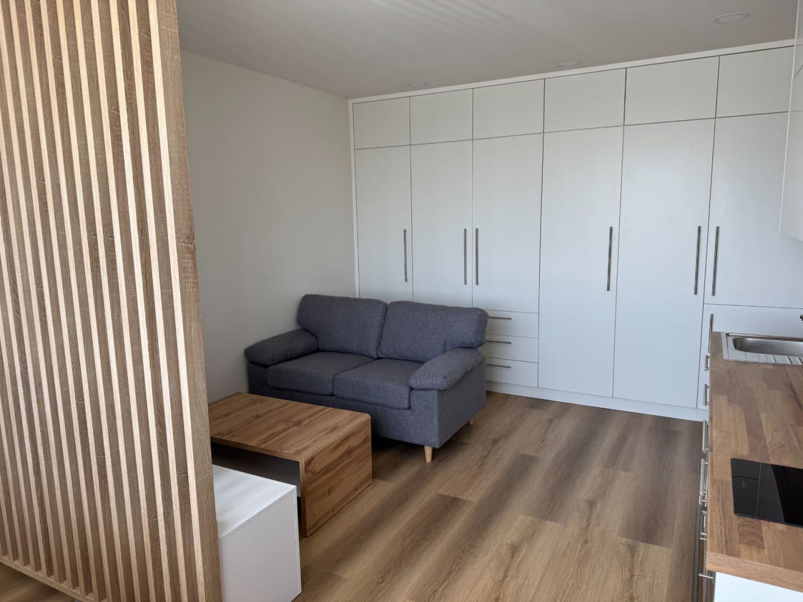 Pronájem bytu 1+kk 30 m², Mazurská, Praha, Praha Pronájem bytu 1+kk 30 m², Mazurská, Praha, Praha