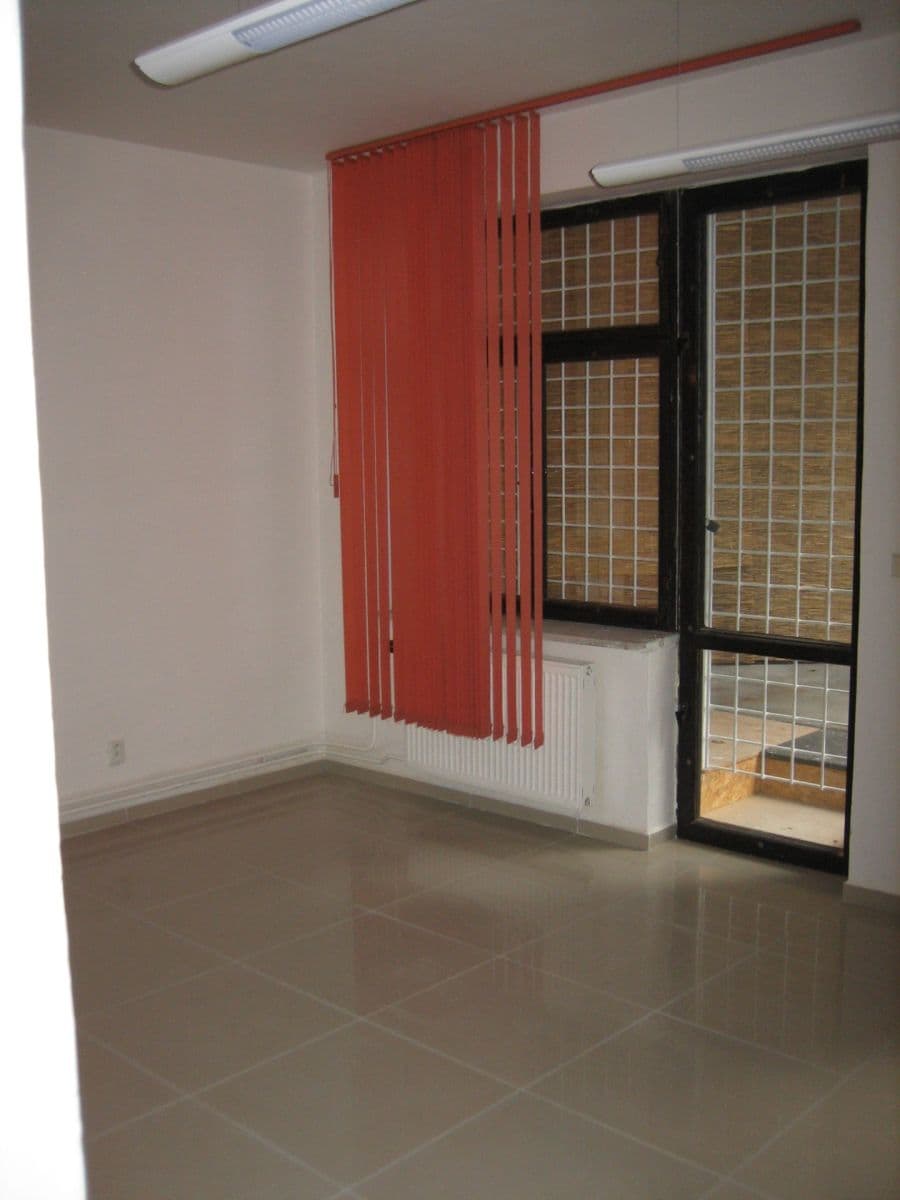 Pronájem nebytového prostoru 157 m², Koželužská, Olomouc, Olomoucký kraj Pronájem nebytového prostoru 157 m², Koželužská, Olomouc, Olomoucký kraj