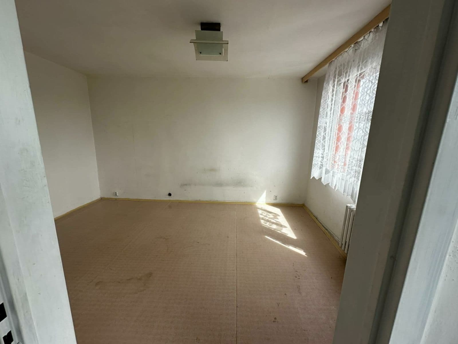 Prodej bytu 1+1 33 m², Kmochova, Ústí nad Labem, Ústecký kraj Prodej bytu 1+1 33 m², Kmochova, Ústí nad Labem, Ústecký kraj