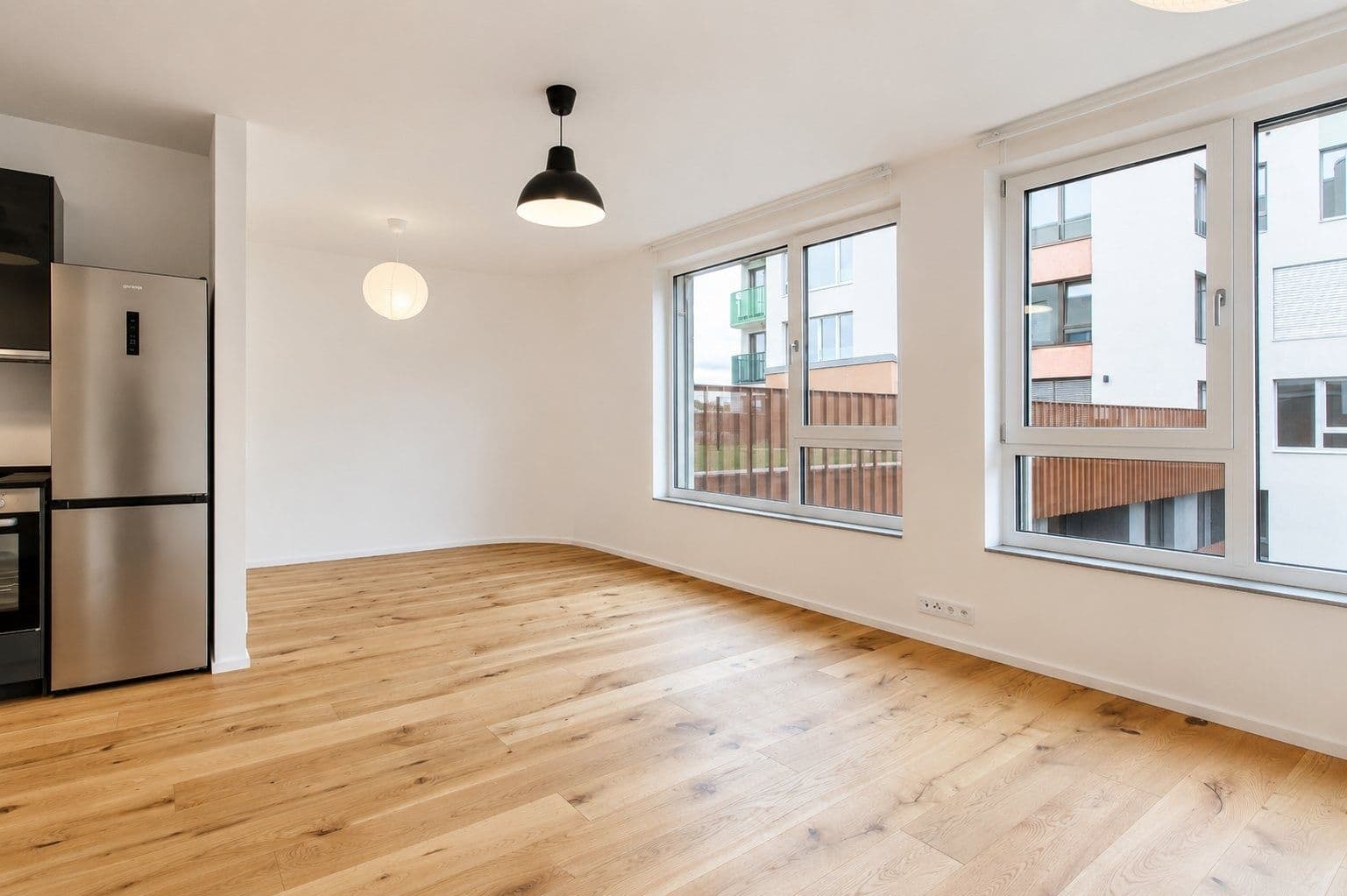 Pronájem bytu 1+kk 37 m², U Komína, Praha, Praha Pronájem bytu 1+kk 37 m², U Komína, Praha, Praha