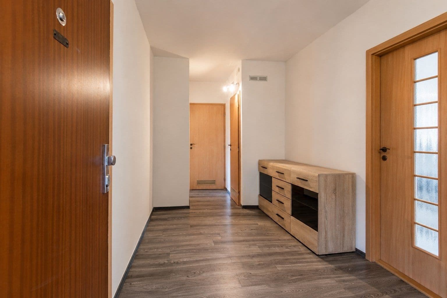Pronájem bytu 3+1 68 m², Zálesí, Praha, Praha Pronájem bytu 3+1 68 m², Zálesí, Praha, Praha