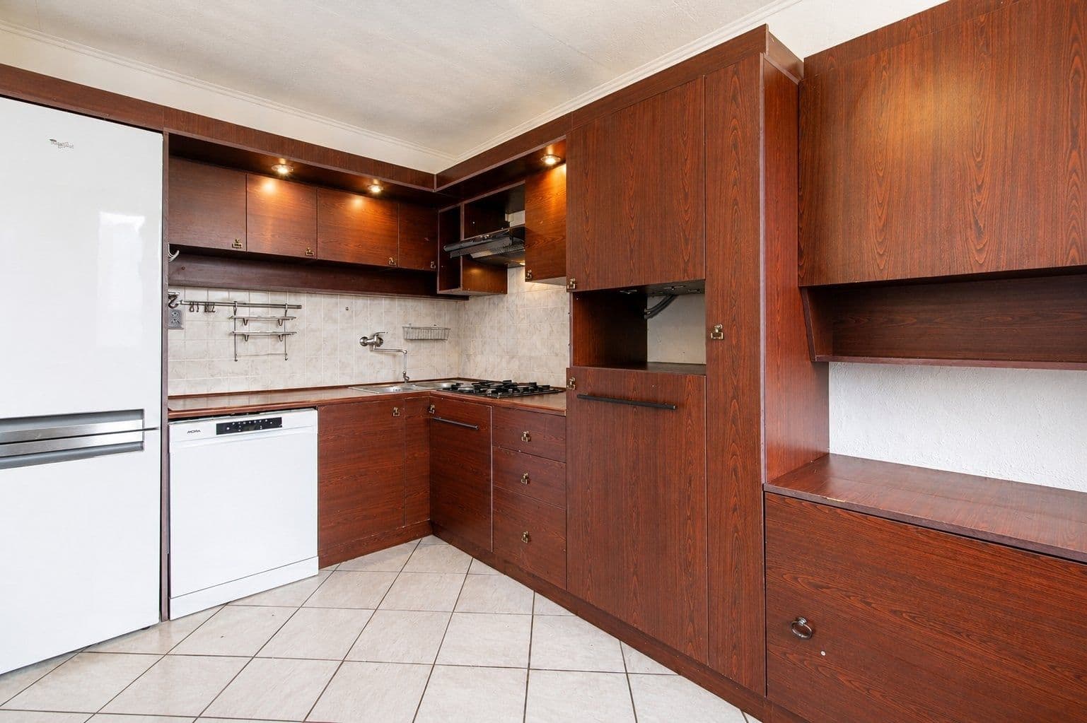 Pronájem bytu 3+1 68 m², Zálesí, Praha, Praha Pronájem bytu 3+1 68 m², Zálesí, Praha, Praha