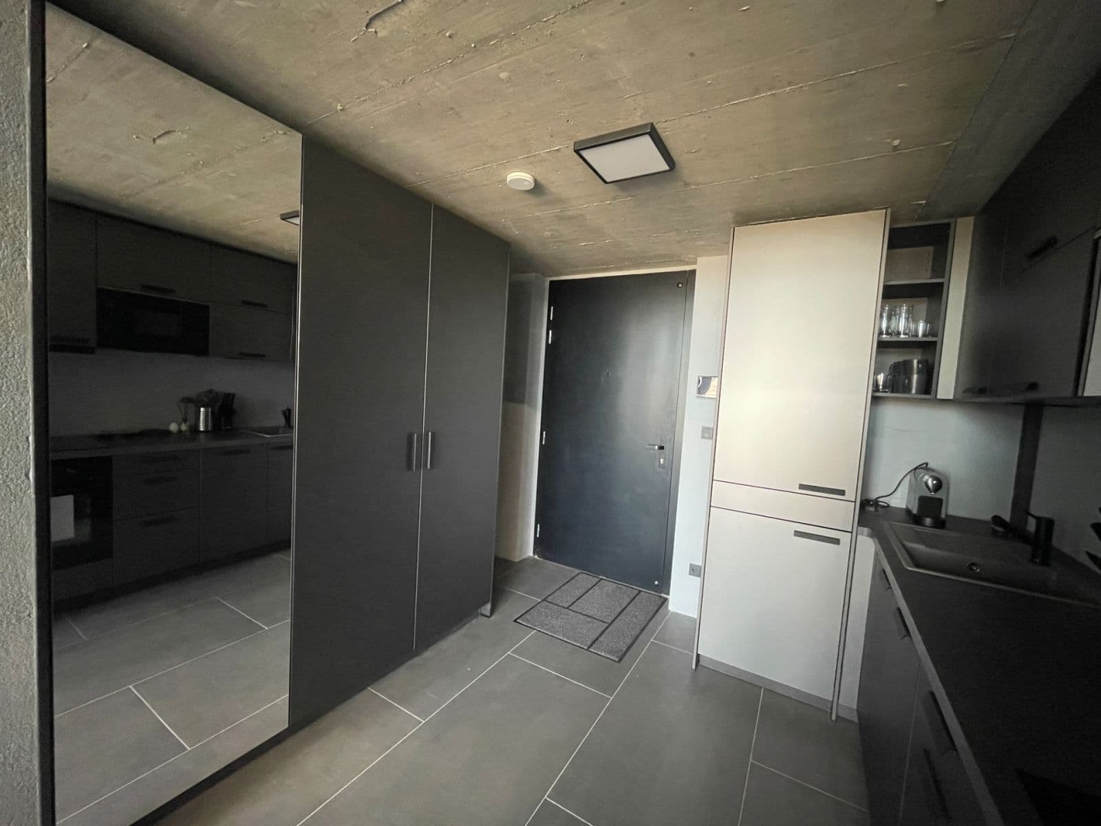 Pronájem bytu 2+kk 64 m², Československého exilu, Praha, Praha Pronájem bytu 2+kk 64 m², Československého exilu, Praha, Praha