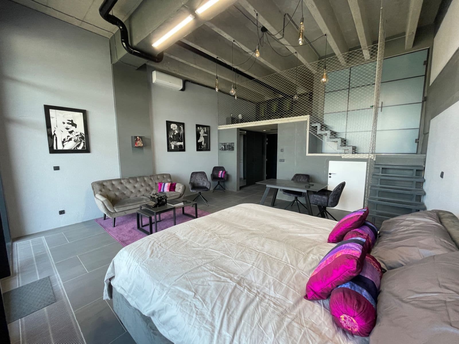Pronájem bytu 2+kk 64 m², Československého exilu, Praha, Praha Pronájem bytu 2+kk 64 m², Československého exilu, Praha, Praha