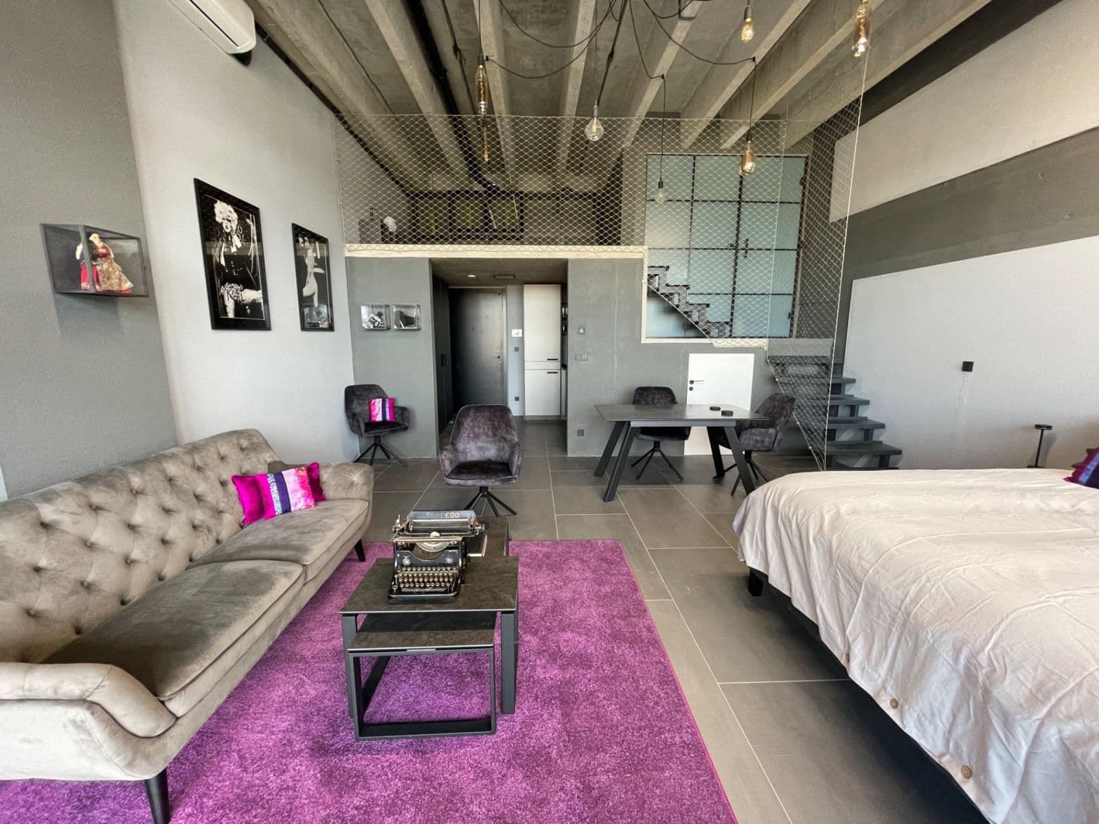 Pronájem bytu 2+kk 64 m², Československého exilu, Praha, Praha Pronájem bytu 2+kk 64 m², Československého exilu, Praha, Praha