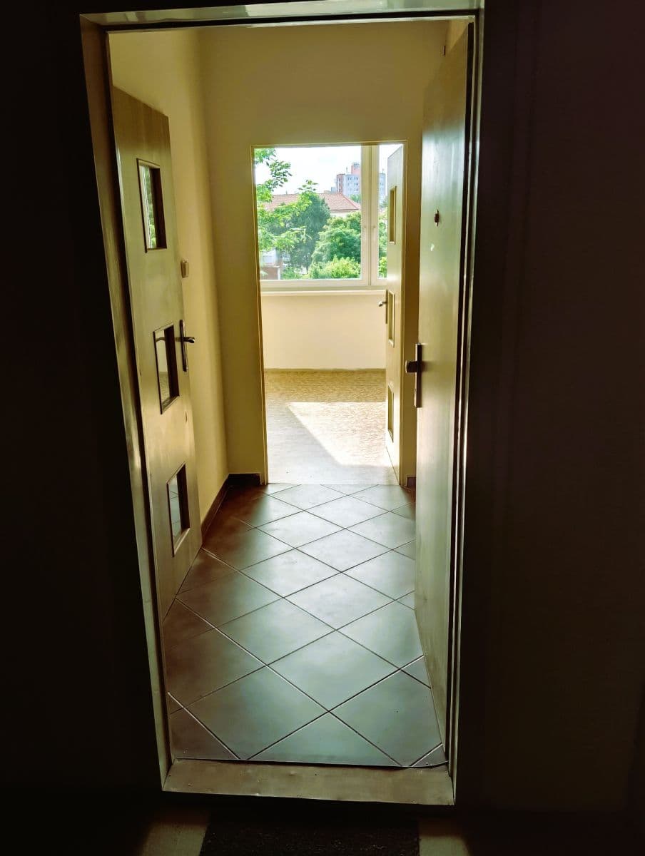 Prodej bytu 1+kk 35 m², Ostravská, Praha, Praha Prodej bytu 1+kk 35 m², Ostravská, Praha, Praha