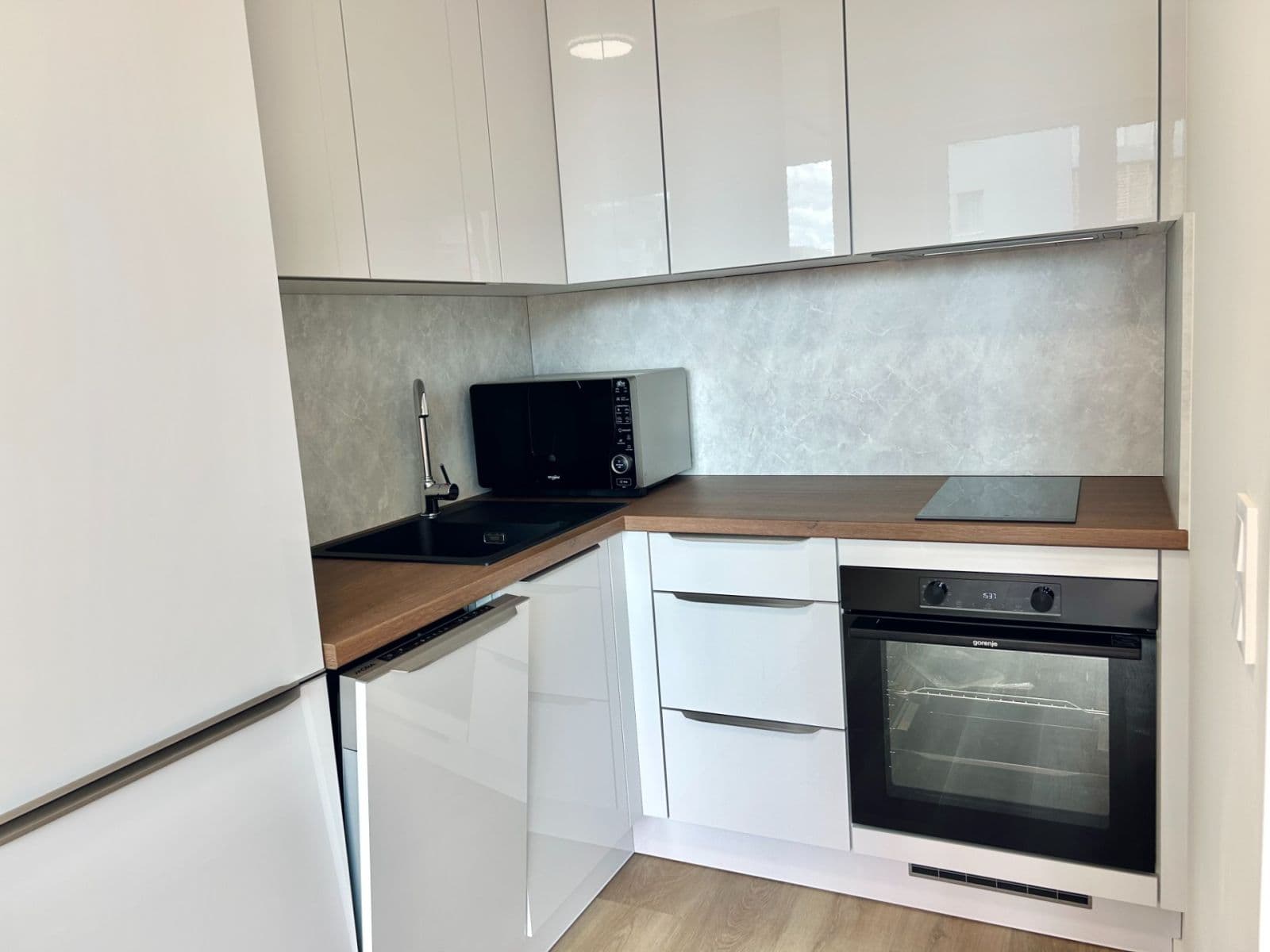Pronájem bytu 1+kk 36 m², Waltariho, Praha, Praha Pronájem bytu 1+kk 36 m², Waltariho, Praha, Praha