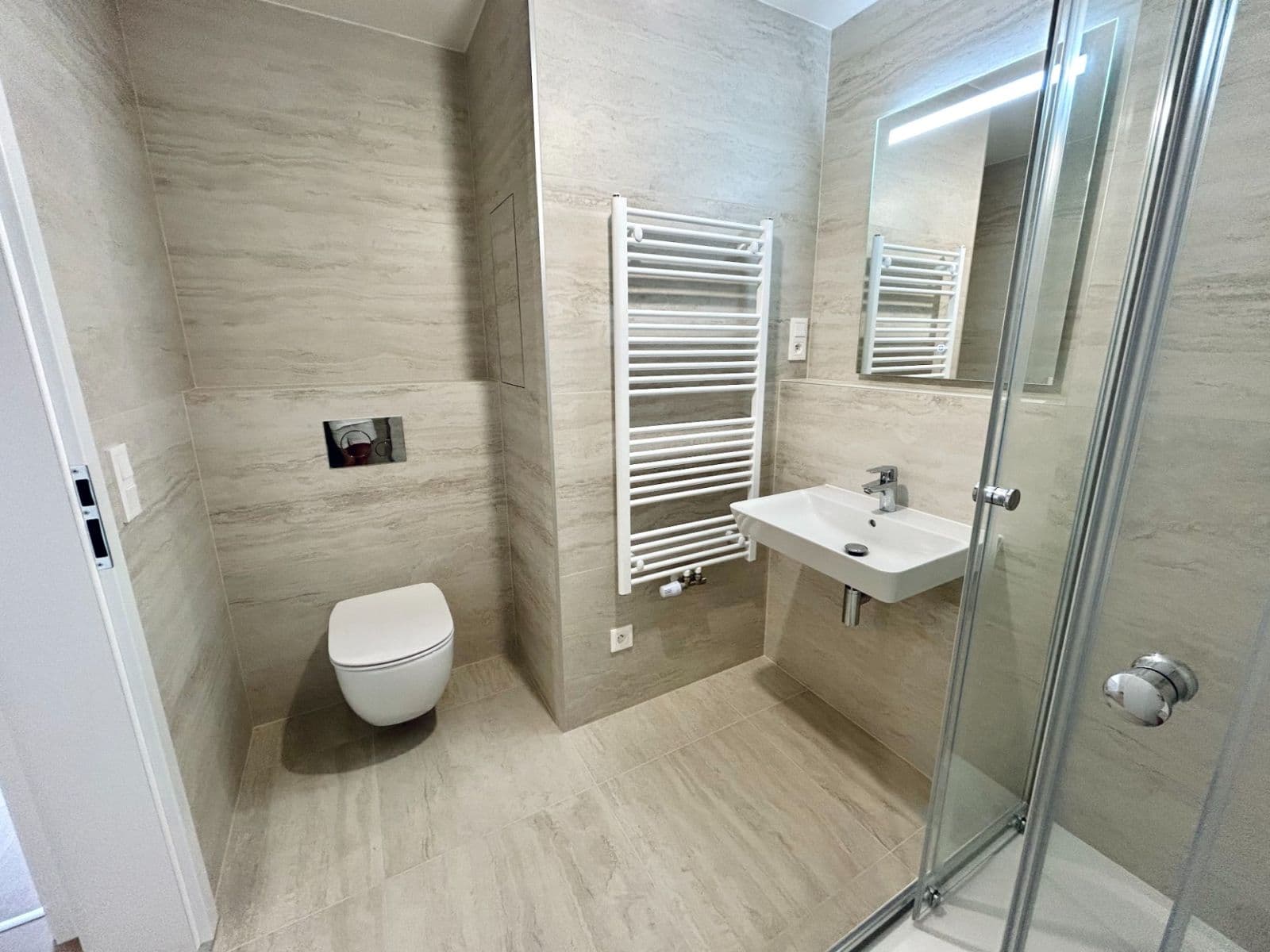 Pronájem bytu 1+kk 36 m², Waltariho, Praha, Praha Pronájem bytu 1+kk 36 m², Waltariho, Praha, Praha