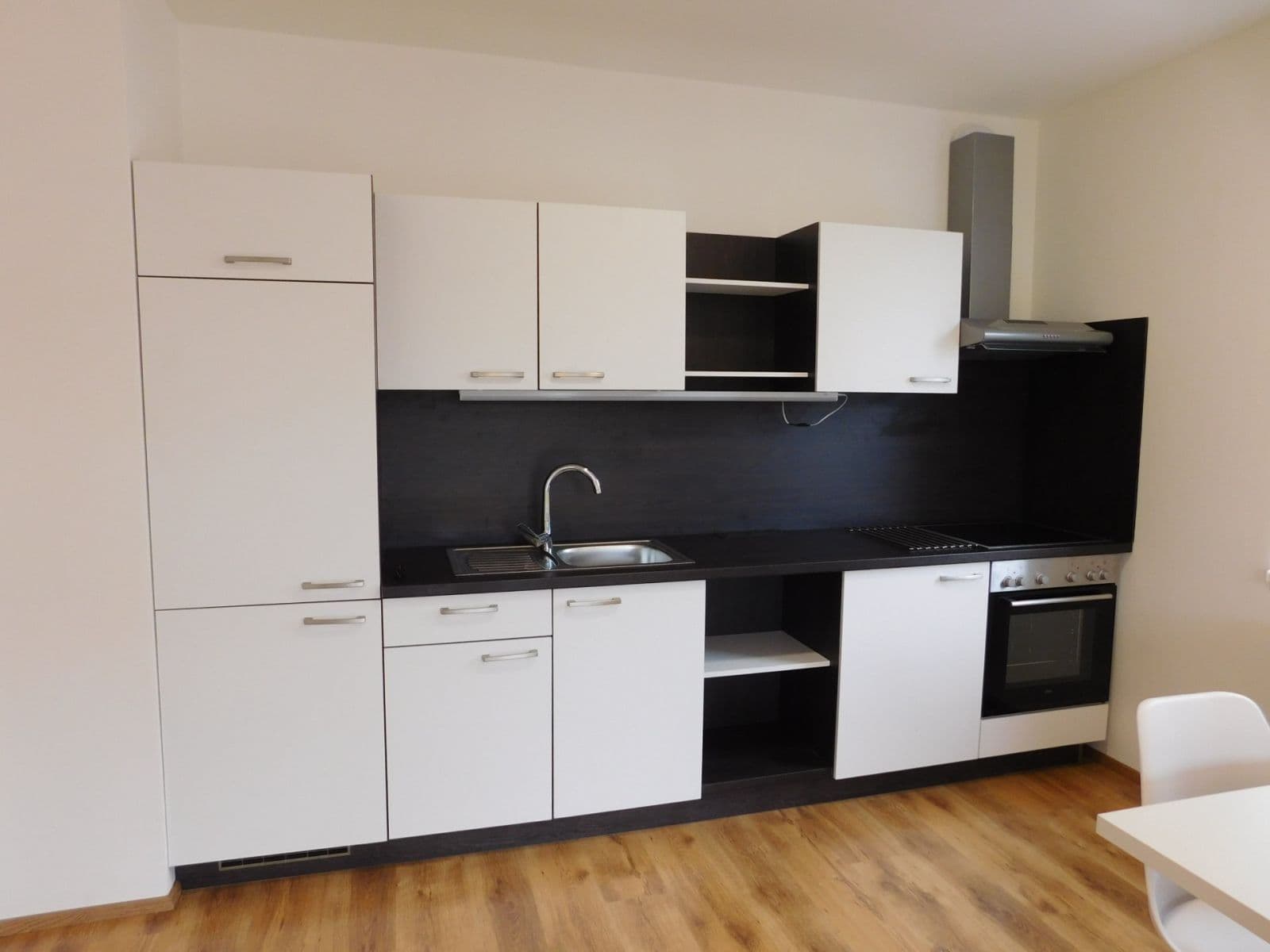 Pronájem bytu 2+kk 57 m², Boží Hora, Ivančice, Jihomoravský kraj Pronájem bytu 2+kk 57 m², Boží Hora, Ivančice, Jihomoravský kraj