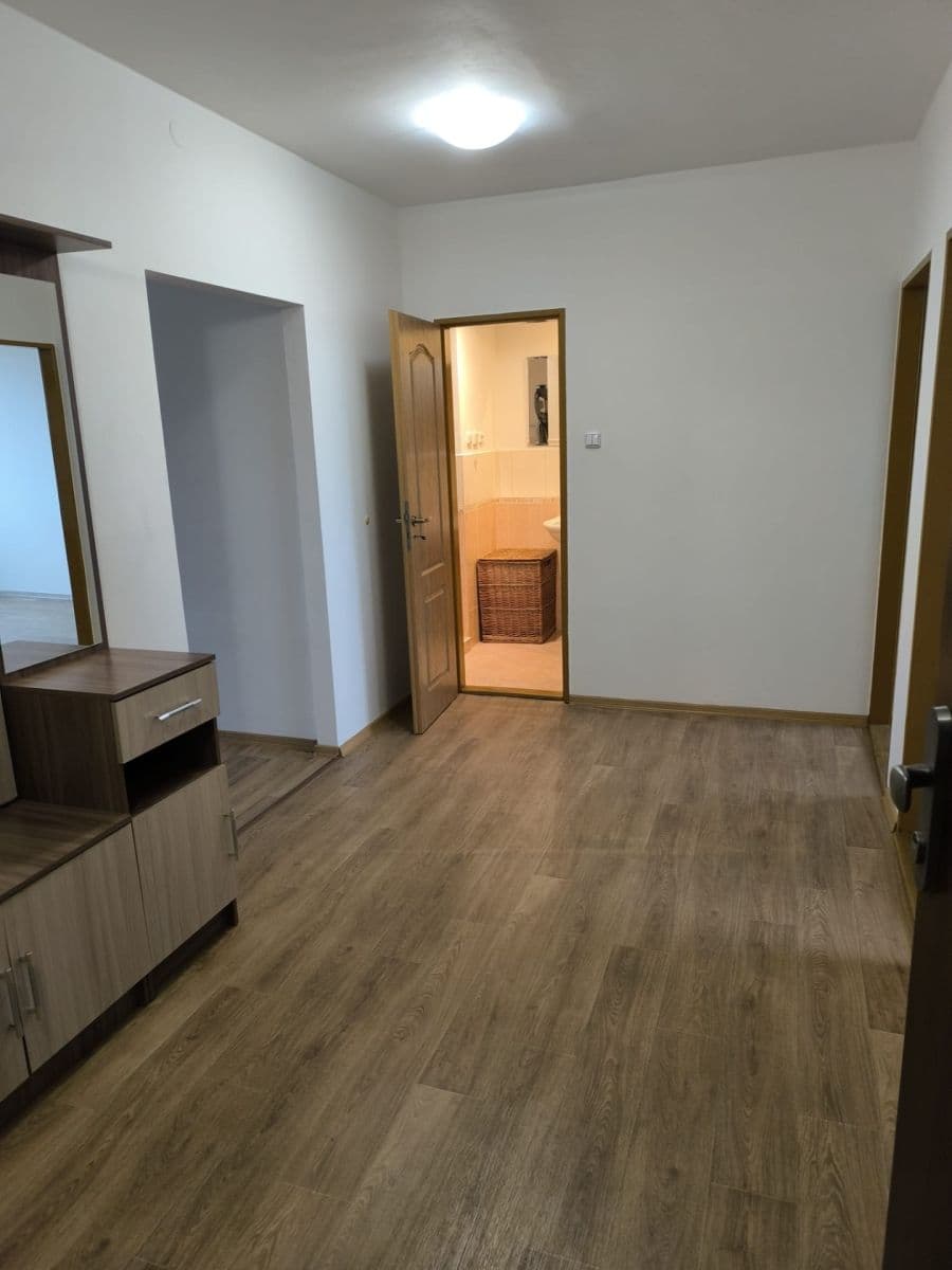 Pronájem bytu 3+kk 67 m², Obchodní, Štětí, Ústecký kraj Pronájem bytu 3+kk 67 m², Obchodní, Štětí, Ústecký kraj
