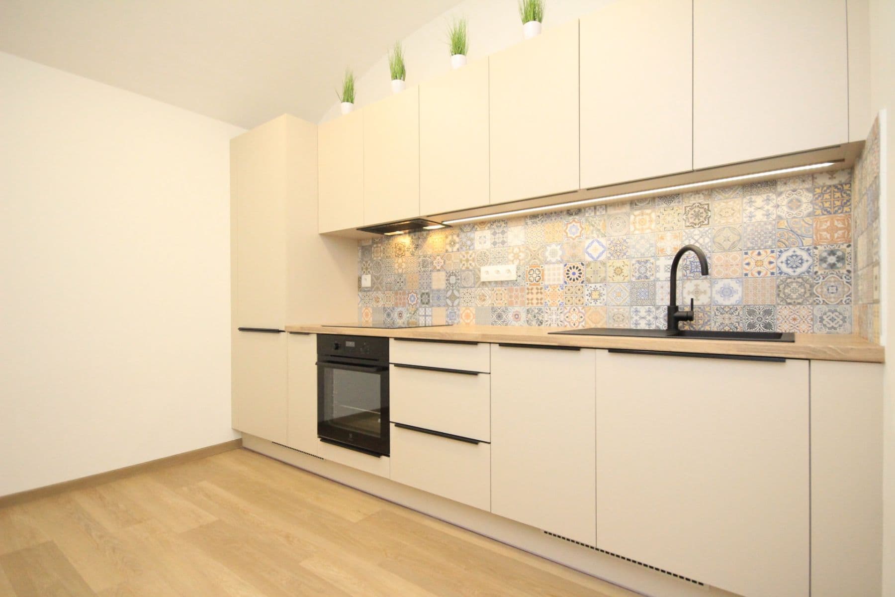 Prodej bytu 1+1 33 m², Milíčova, Praha, Praha Prodej bytu 1+1 33 m², Milíčova, Praha, Praha