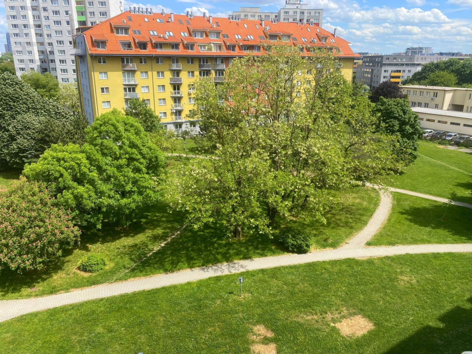Prodej bytu 2+1 69 m², Rusovská cesta, Petržalka, Bratislavský kraj Prodej bytu 2+1 69 m², Rusovská cesta, Petržalka, Bratislavský kraj