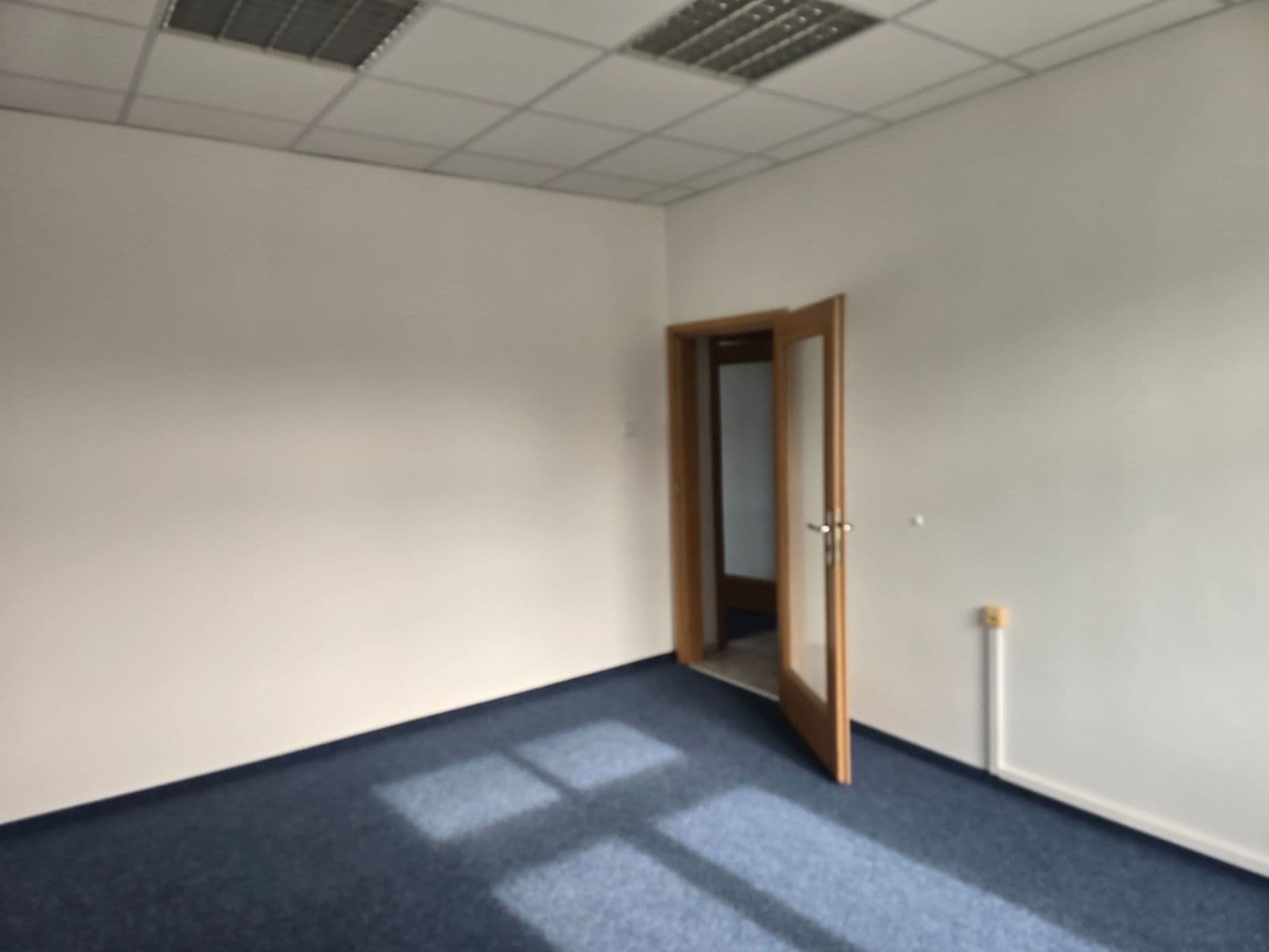 Pronájem kanceláře 105 m², Čerčanská, Praha, Praha Pronájem kanceláře 105 m², Čerčanská, Praha, Praha