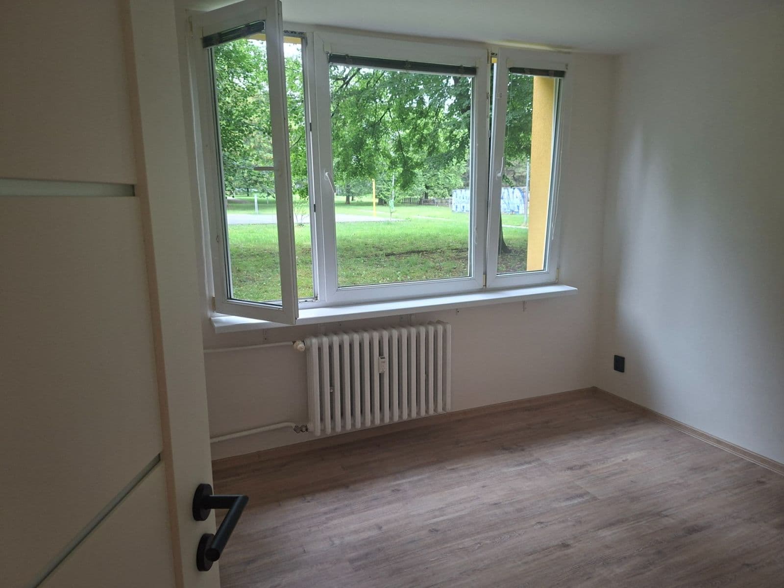 Prodej bytu 3+kk 60 m², Veltruská, Praha, Praha Prodej bytu 3+kk 60 m², Veltruská, Praha, Praha