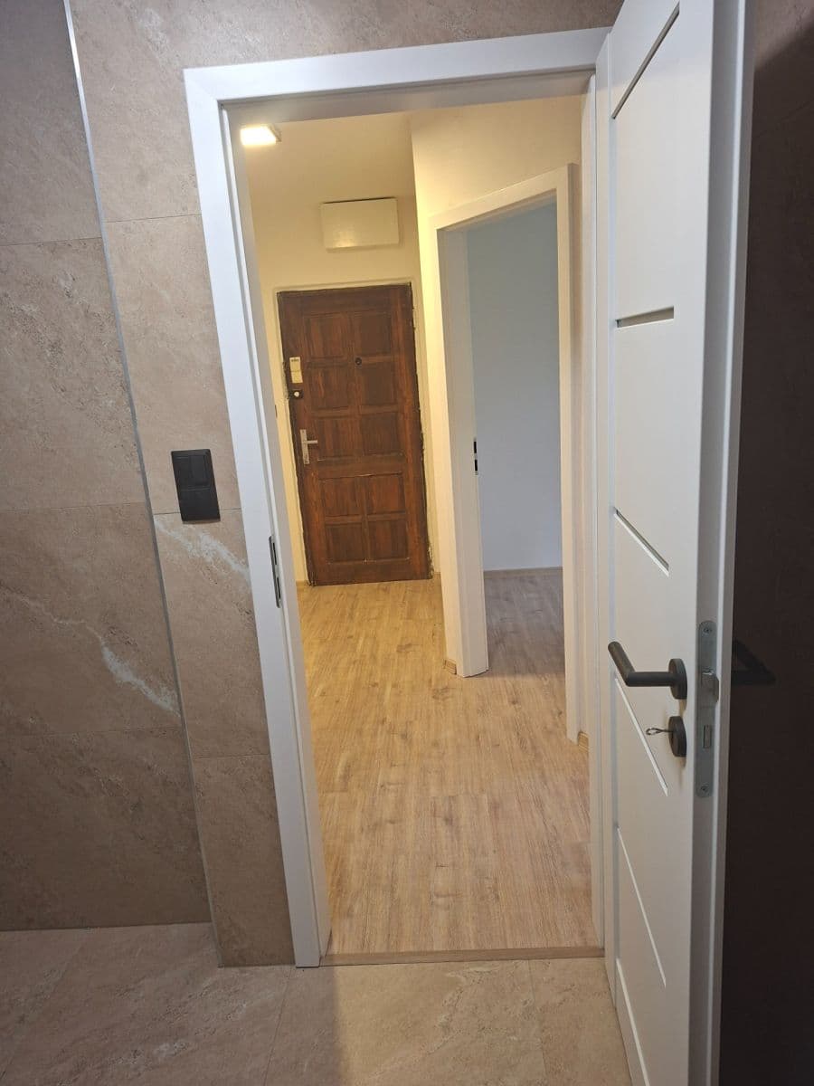 Prodej bytu 3+kk 60 m², Veltruská, Praha, Praha Prodej bytu 3+kk 60 m², Veltruská, Praha, Praha