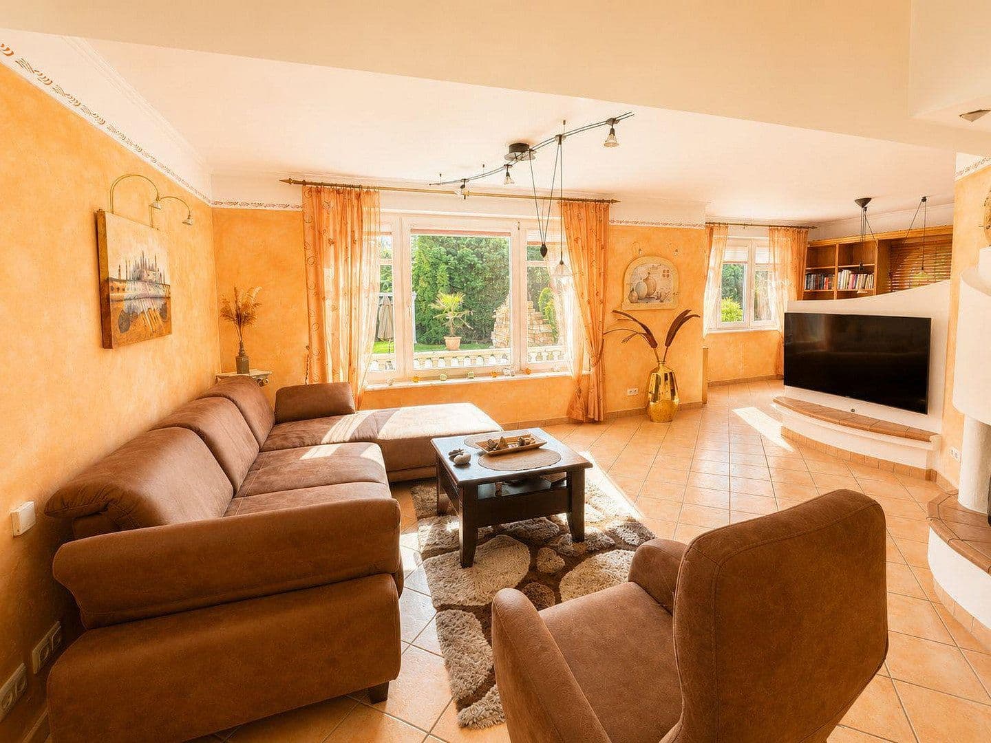 Prodej domu 200 m², pozemek 2.094 m², Lilienthal, Dolní Sasko Prodej domu 200 m², pozemek 2.094 m², Lilienthal, Dolní Sasko
