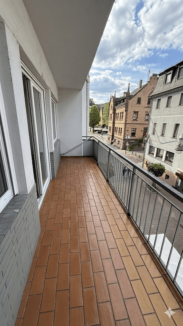 Pronájem bytu 4+1 130 m², Schlossberg 1, Sankt Goar, Porýní-Falc Pronájem bytu 4+1 130 m², Schlossberg 1, Sankt Goar, Porýní-Falc