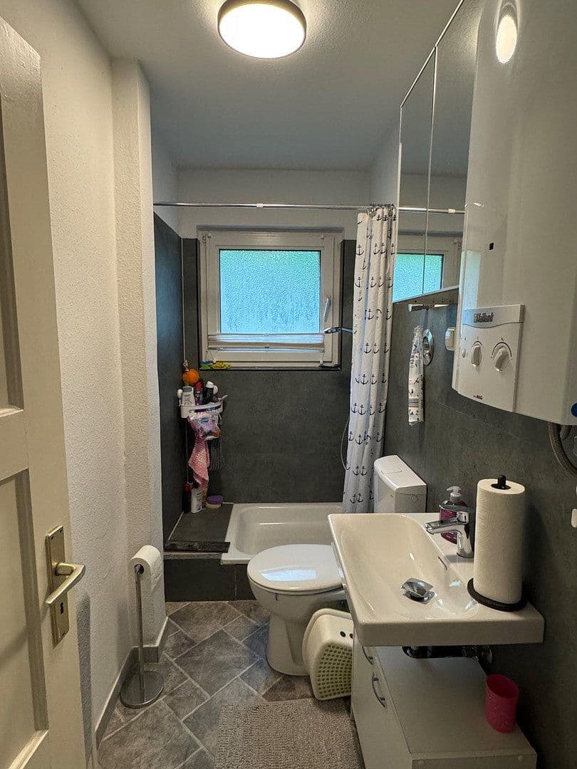 Pronájem bytu 3+1 52 m², Duisburg, Severní Porýní-Vestfálsko Pronájem bytu 3+1 52 m², Duisburg, Severní Porýní-Vestfálsko