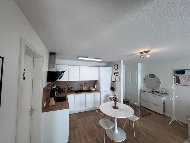 Pronájem bytu 2+1 52 m², Reußensteinweg 2, Denkendorf, Bádensko-Württembersko Pronájem bytu 2+1 52 m², Reußensteinweg 2, Denkendorf, Bádensko-Württembersko