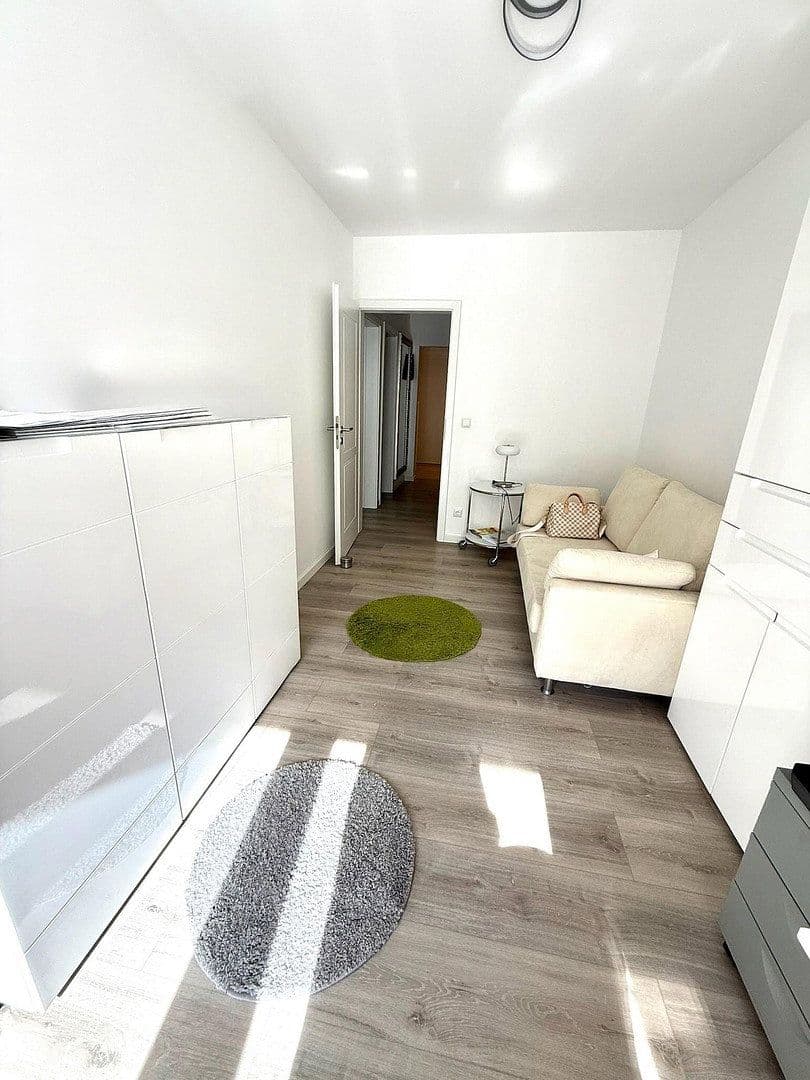 Prodej bytu 4+1 138 m², Am See 12, Haar, Bavorsko Prodej bytu 4+1 138 m², Am See 12, Haar, Bavorsko