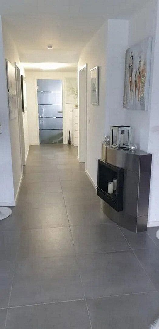 Pronájem bytu 3+1 104 m², Würselen, Severní Porýní-Vestfálsko Pronájem bytu 3+1 104 m², Würselen, Severní Porýní-Vestfálsko