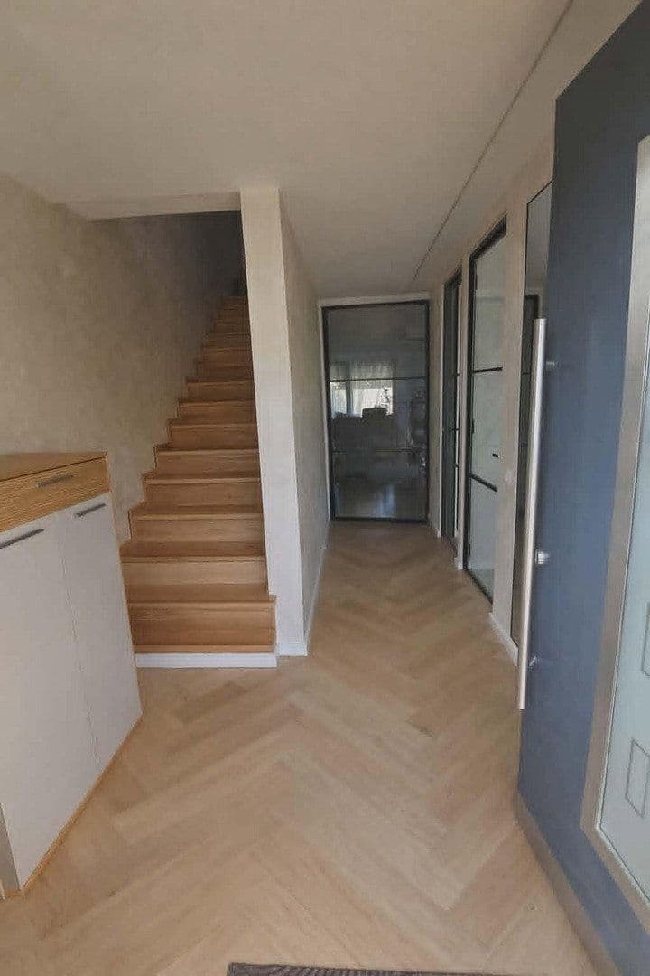 Prodej domu 143 m², pozemek 194 m², Unter dem Dorf 51, Bad Säckingen, Bádensko-Württembersko Prodej domu 143 m², pozemek 194 m², Unter dem Dorf 51, Bad Säckingen, Bádensko-Württembersko