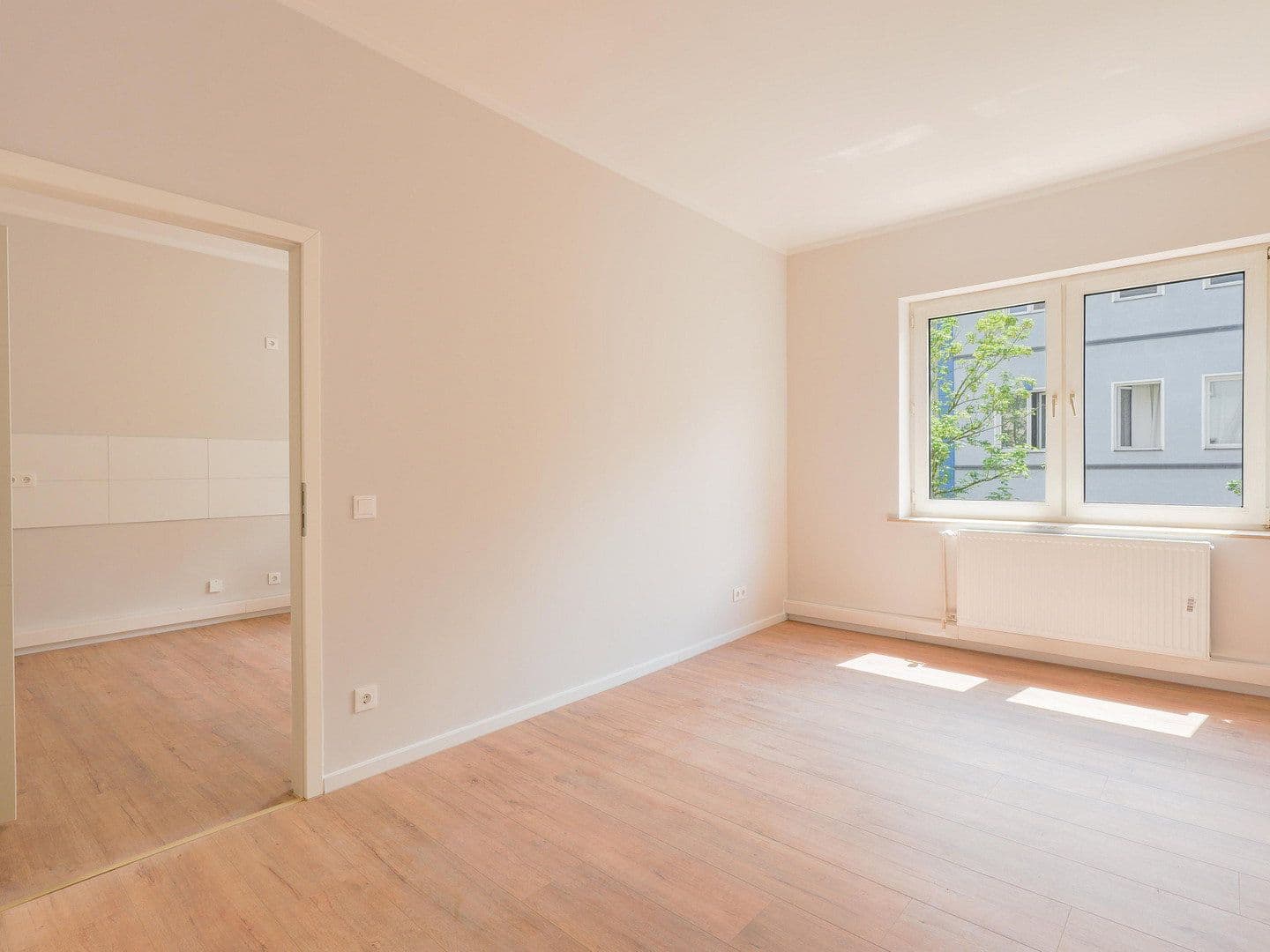 Pronájem bytu 2+1 65 m², Siemensstraße 52, Düsseldorf, Severní Porýní-Vestfálsko Pronájem bytu 2+1 65 m², Siemensstraße 52, Düsseldorf, Severní Porýní-Vestfálsko