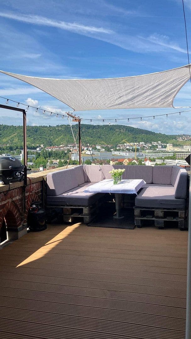 Prodej bytu 4+1 125 m², Stuttgart, Bádensko-Württembersko Prodej bytu 4+1 125 m², Stuttgart, Bádensko-Württembersko