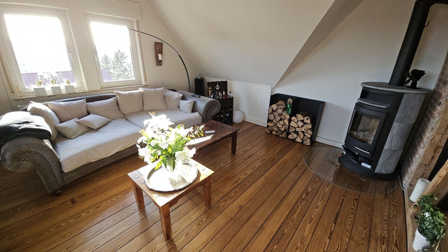 Prodej bytu 4+1 125 m², Stuttgart, Bádensko-Württembersko Prodej bytu 4+1 125 m², Stuttgart, Bádensko-Württembersko