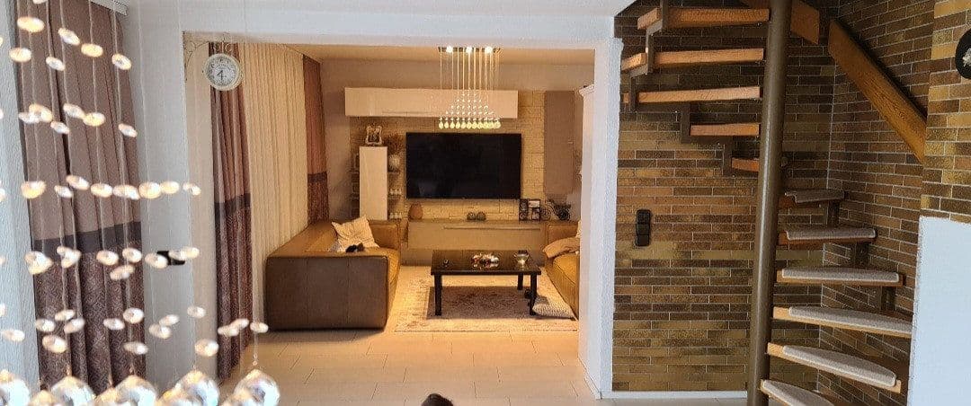 Prodej domu 190 m², pozemek 565 m², Gartenstr.43, Baindt, Bádensko-Württembersko Prodej domu 190 m², pozemek 565 m², Gartenstr.43, Baindt, Bádensko-Württembersko