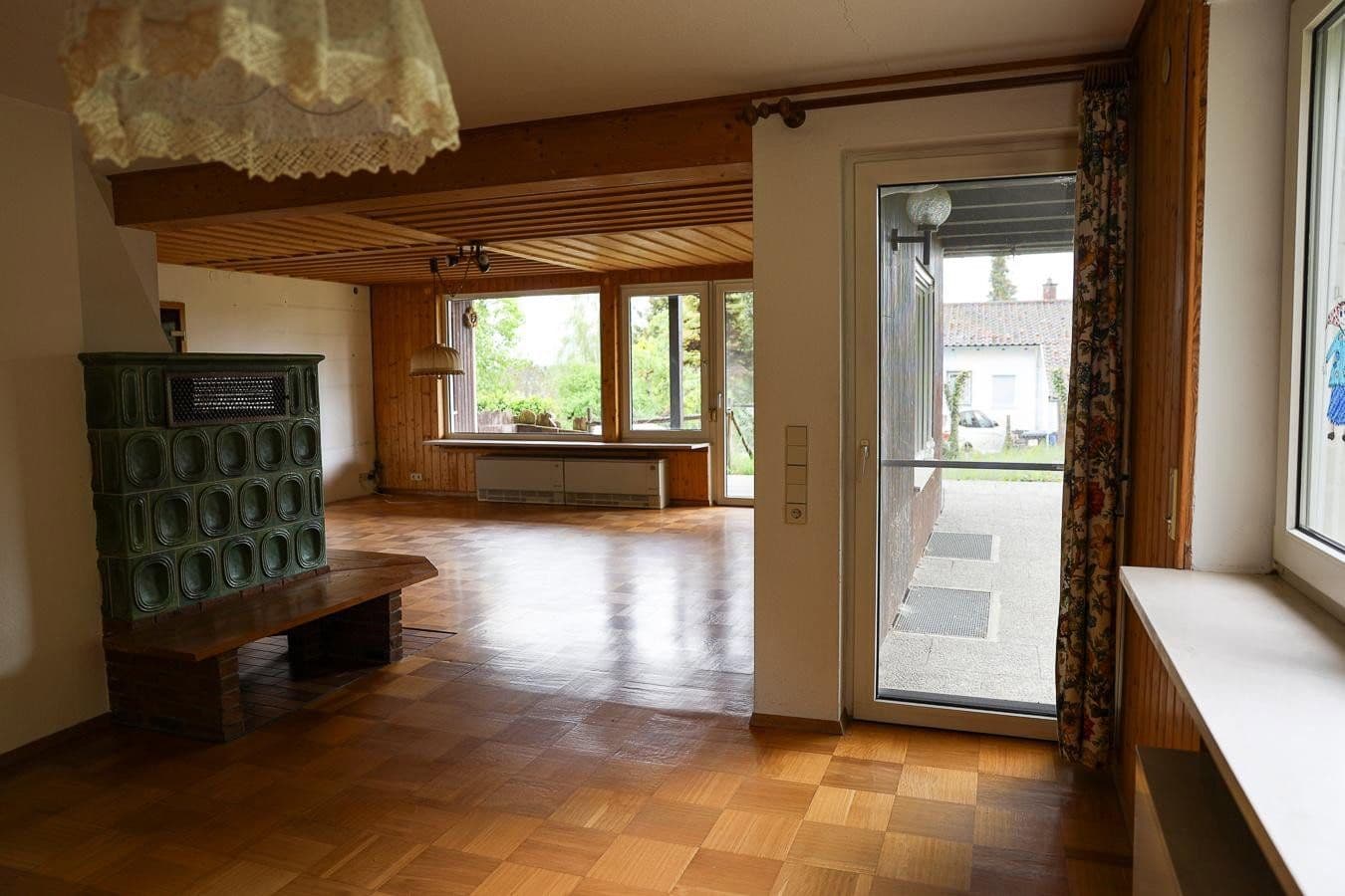 Prodej domu 222 m², pozemek 912 m², Hayingen, Bádensko-Württembersko Prodej domu 222 m², pozemek 912 m², Hayingen, Bádensko-Württembersko