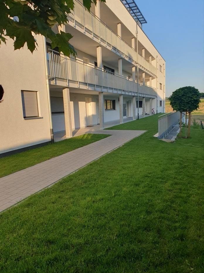Pronájem bytu 4+kk 108 m², Horb am Neckar, Bádensko-Württembersko Pronájem bytu 4+kk 108 m², Horb am Neckar, Bádensko-Württembersko