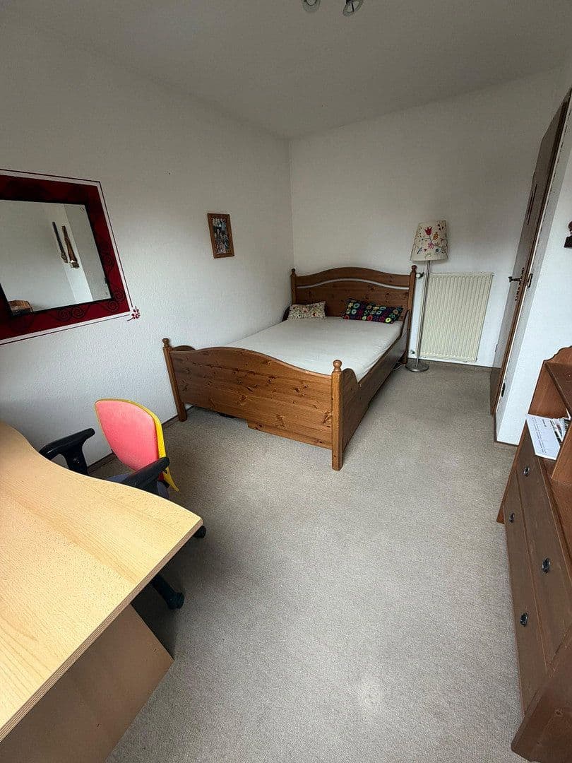 Prodej domu 161 m², pozemek 669 m², Ringstraße 83, Weitersburg, Porýní-Falc Prodej domu 161 m², pozemek 669 m², Ringstraße 83, Weitersburg, Porýní-Falc