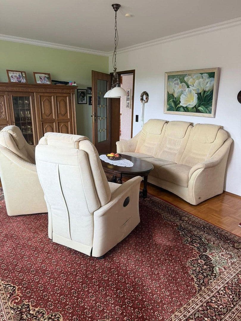 Prodej domu 161 m², pozemek 669 m², Ringstraße 83, Weitersburg, Porýní-Falc Prodej domu 161 m², pozemek 669 m², Ringstraße 83, Weitersburg, Porýní-Falc