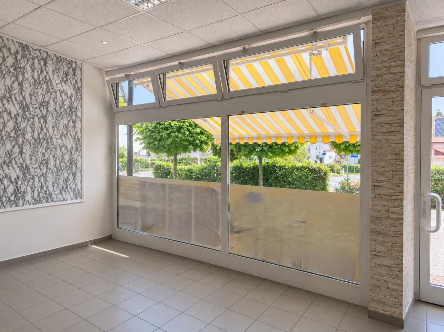Prodej nebytového prostoru 282 m², Heusenstamm, Hessen Prodej nebytového prostoru 282 m², Heusenstamm, Hessen