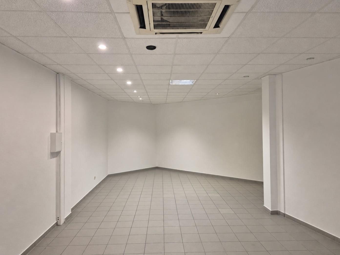Prodej nebytového prostoru 282 m², Heusenstamm, Hessen Prodej nebytového prostoru 282 m², Heusenstamm, Hessen