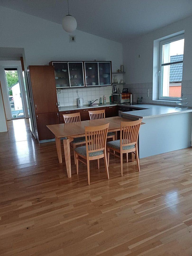 Pronájem bytu 2+1 60 m², Margaretenstr. 8 B, Hoppegarten, Braniborsko Pronájem bytu 2+1 60 m², Margaretenstr. 8 B, Hoppegarten, Braniborsko