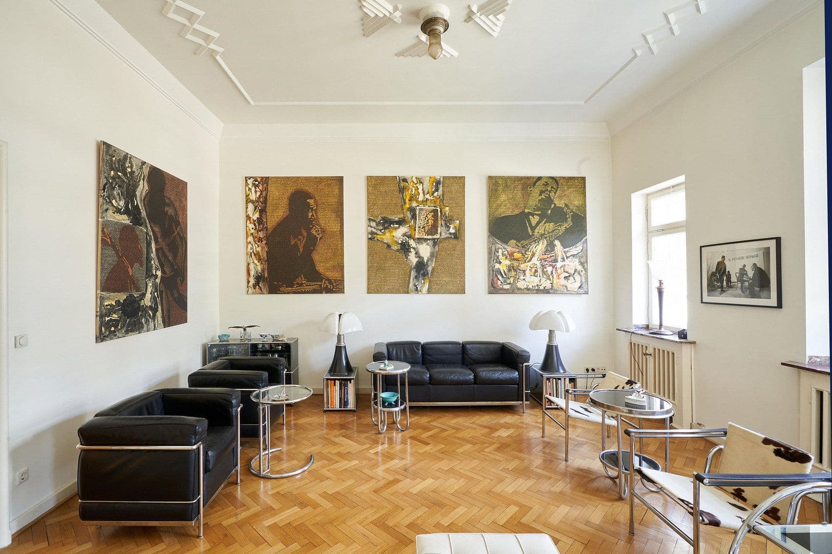 Prodej bytu 6+1 178 m², Düsseldorf, Severní Porýní-Vestfálsko Prodej bytu 6+1 178 m², Düsseldorf, Severní Porýní-Vestfálsko