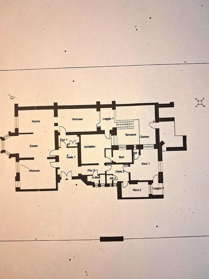 Prodej bytu 6+1 178 m², Düsseldorf, Severní Porýní-Vestfálsko Prodej bytu 6+1 178 m², Düsseldorf, Severní Porýní-Vestfálsko