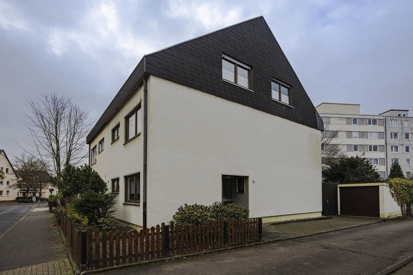 Prodej domu 163 m², pozemek 205 m², Im Burgfeld 16, Leververkusen, Severní Porýní-Vestfálsko Prodej domu 163 m², pozemek 205 m², Im Burgfeld 16, Leververkusen, Severní Porýní-Vestfálsko