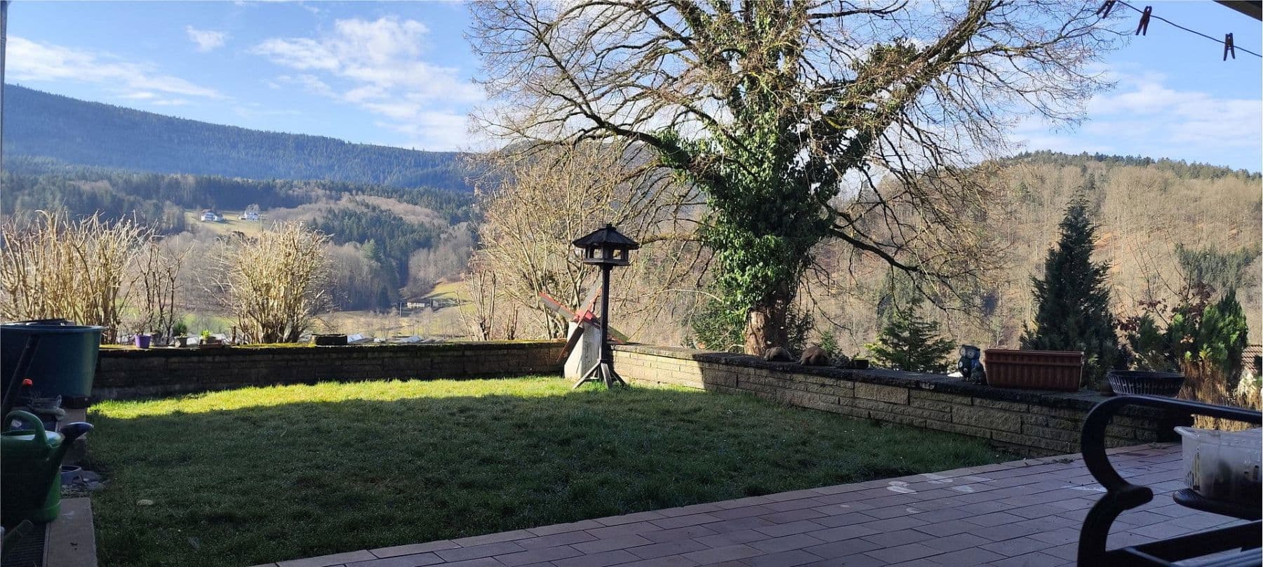 Prodej domu 200 m², pozemek 800 m², Jahnstraße 17, Oppenau, Bádensko-Württembersko Prodej domu 200 m², pozemek 800 m², Jahnstraße 17, Oppenau, Bádensko-Württembersko