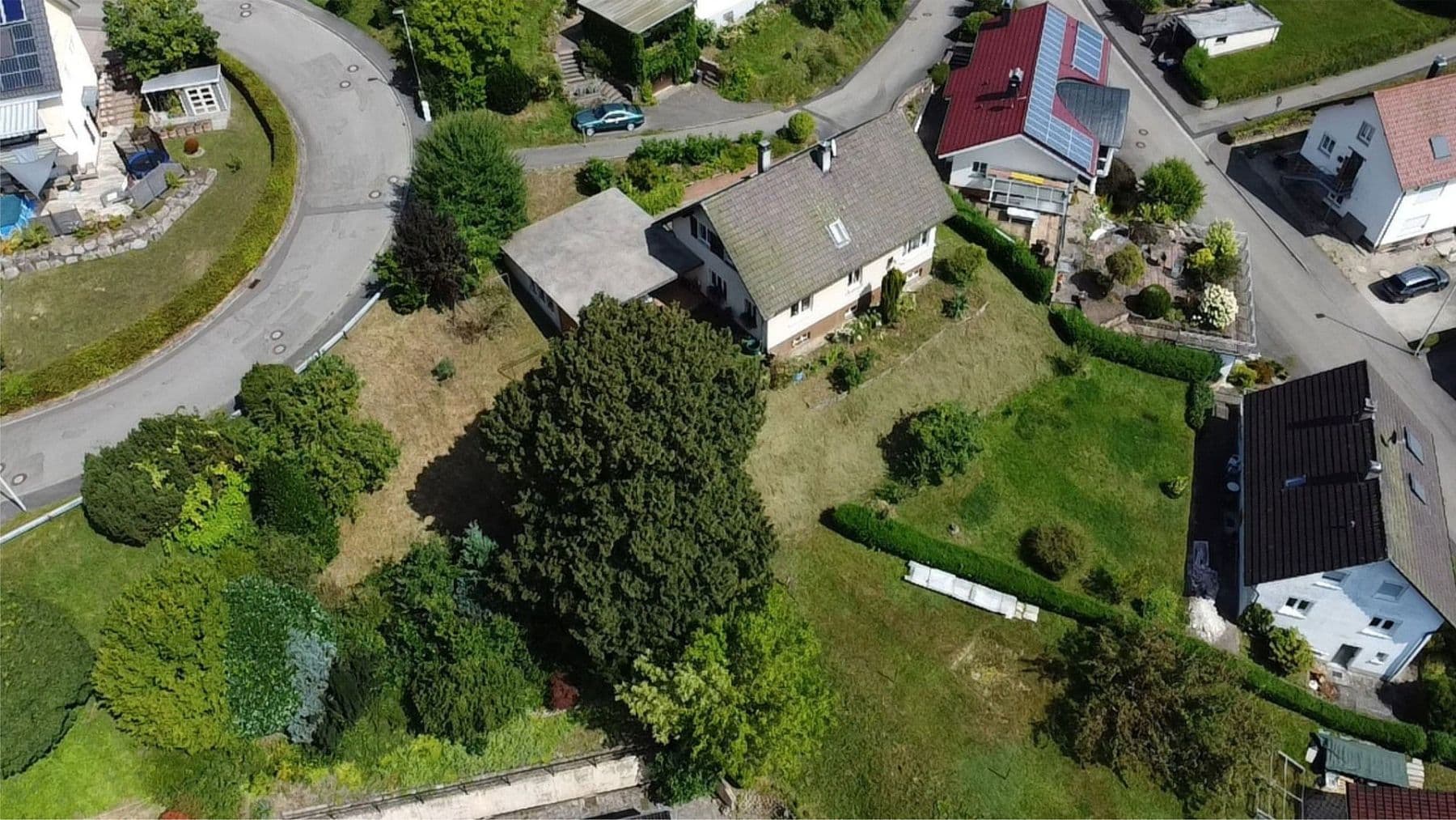 Prodej domu 200 m², pozemek 800 m², Jahnstraße 17, Oppenau, Bádensko-Württembersko Prodej domu 200 m², pozemek 800 m², Jahnstraße 17, Oppenau, Bádensko-Württembersko
