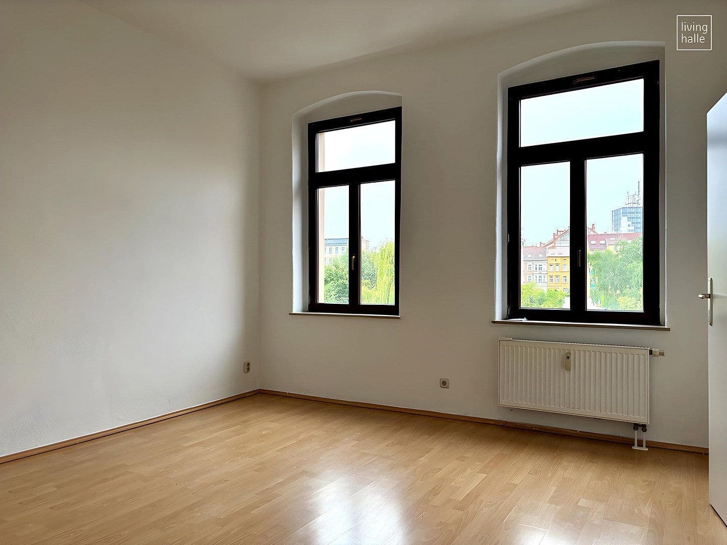 Pronájem bytu 3+1 70 m², Ernst-Kromayer-Straße 11, Halle, Sasko-Anhaltsko Pronájem bytu 3+1 70 m², Ernst-Kromayer-Straße 11, Halle, Sasko-Anhaltsko
