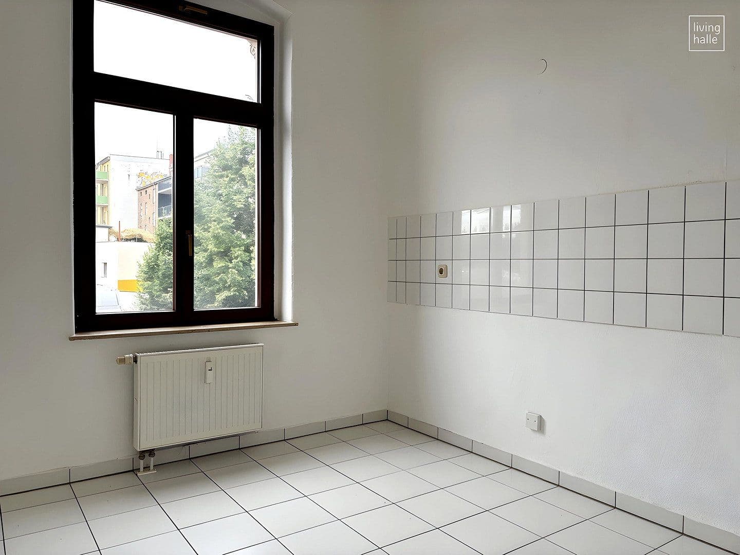 Pronájem bytu 3+1 70 m², Ernst-Kromayer-Straße 11, Halle, Sasko-Anhaltsko Pronájem bytu 3+1 70 m², Ernst-Kromayer-Straße 11, Halle, Sasko-Anhaltsko