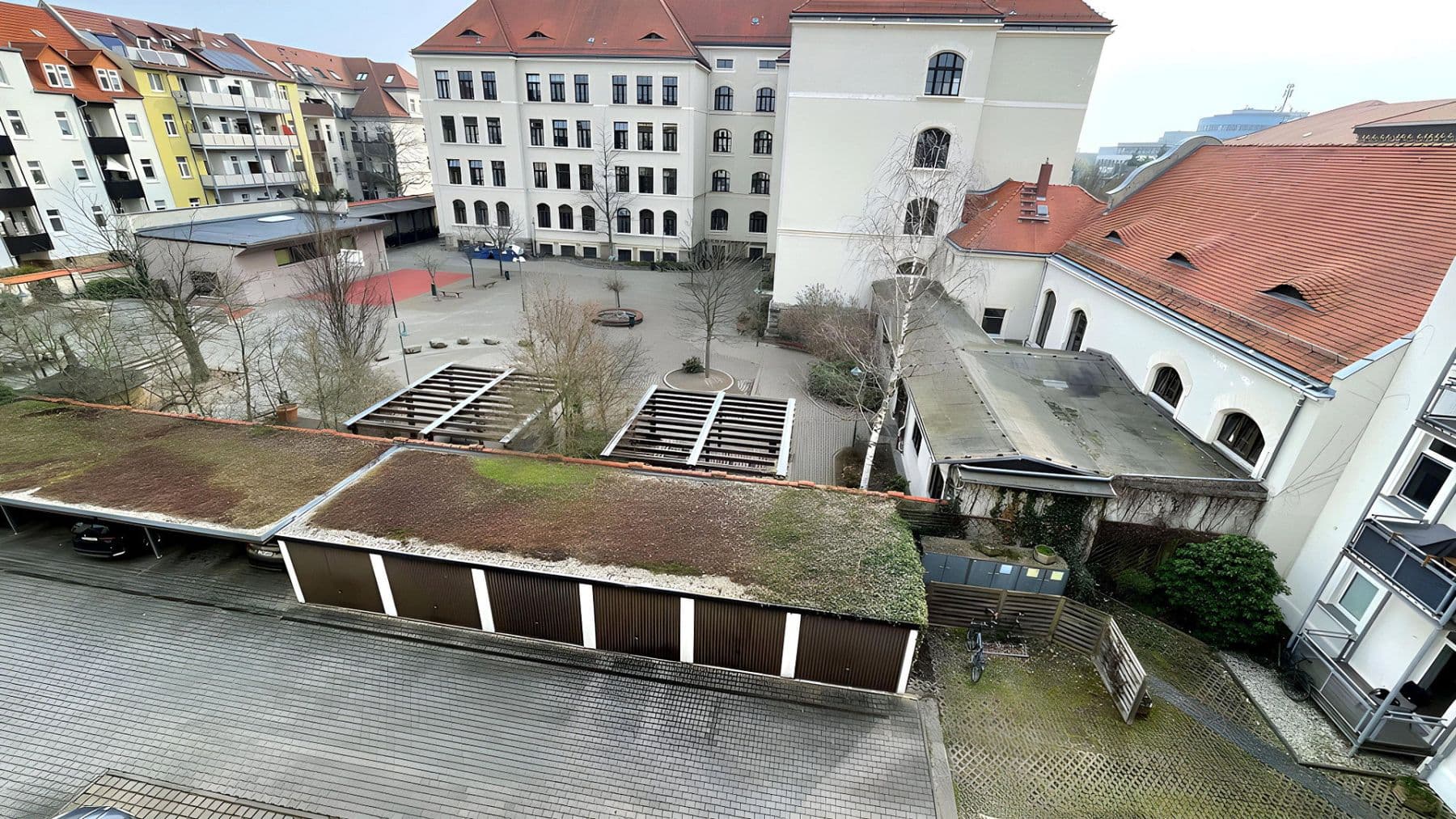 Pronájem bytu 3+1 75 m², Reginenstr. 18, Leipzig, Sasko Pronájem bytu 3+1 75 m², Reginenstr. 18, Leipzig, Sasko
