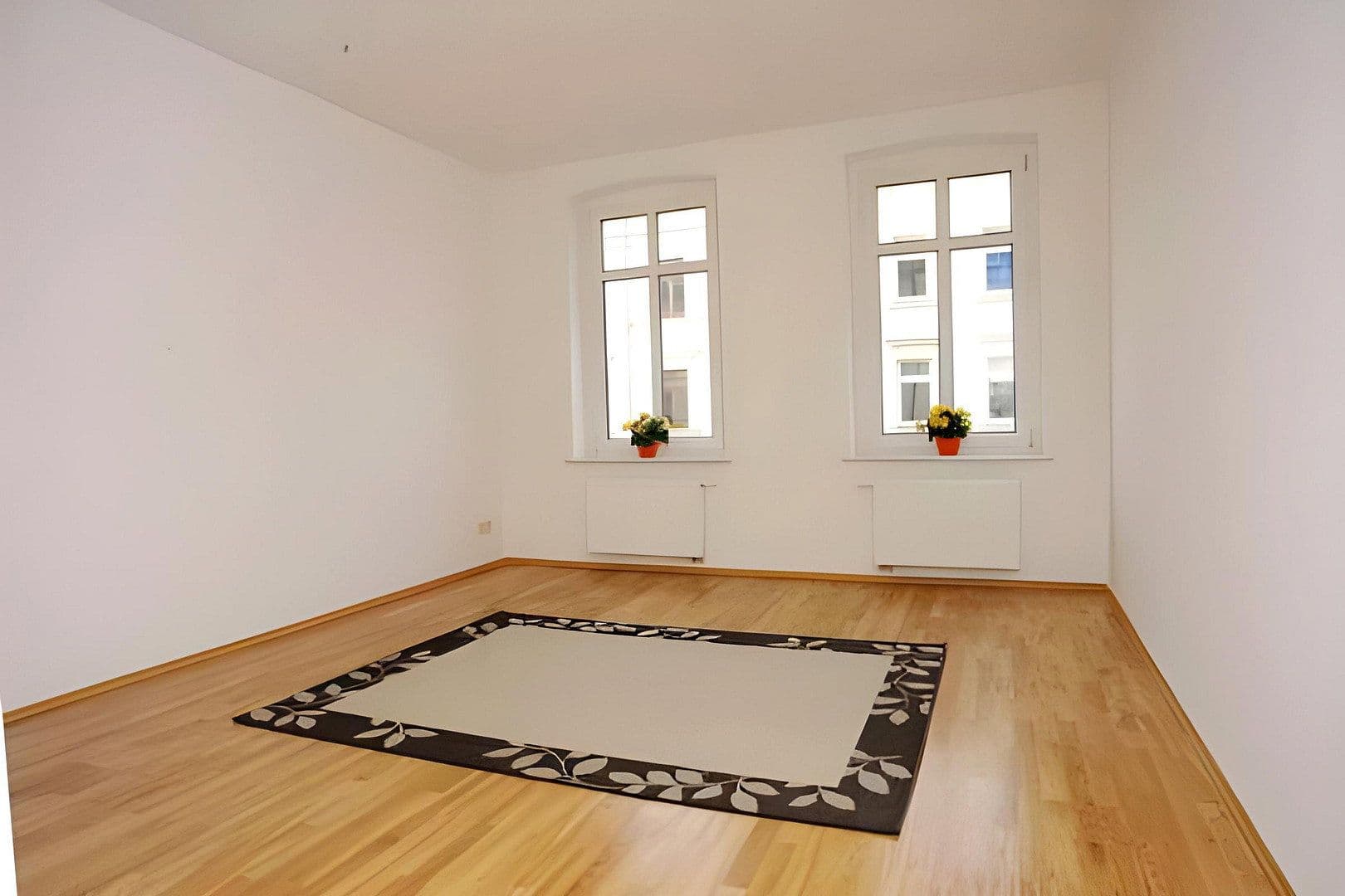 Pronájem bytu 3+1 75 m², Reginenstr. 18, Leipzig, Sasko Pronájem bytu 3+1 75 m², Reginenstr. 18, Leipzig, Sasko