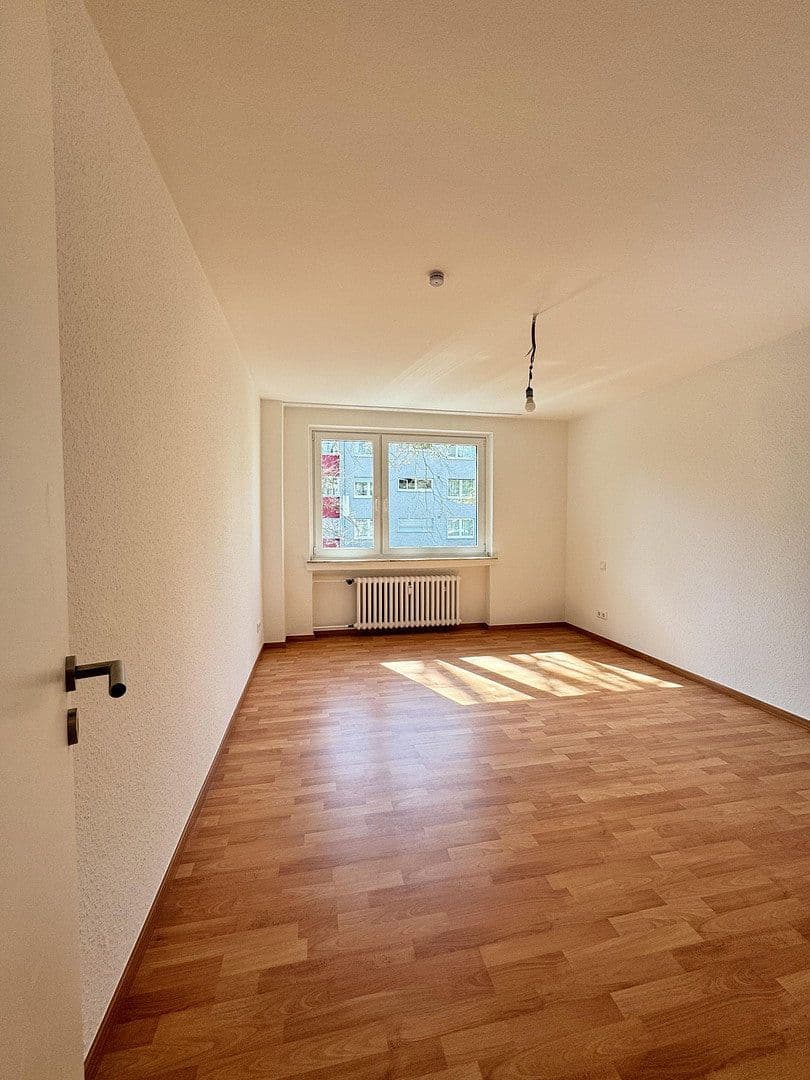 Pronájem bytu 3+1 82 m², Paracelsusstraße 7, Bonn, Severní Porýní-Vestfálsko Pronájem bytu 3+1 82 m², Paracelsusstraße 7, Bonn, Severní Porýní-Vestfálsko