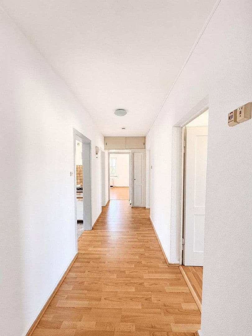 Pronájem bytu 4+1 78 m², Webertalstr. 21, Oberndorf am Neckar, Bádensko-Württembersko Pronájem bytu 4+1 78 m², Webertalstr. 21, Oberndorf am Neckar, Bádensko-Württembersko